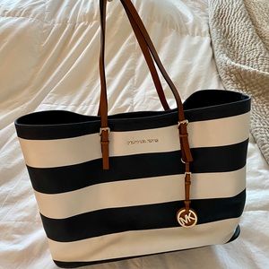 Michael Kors tote
